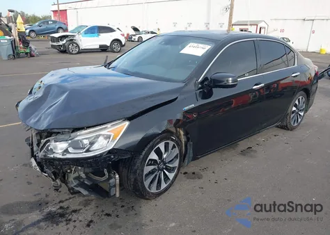 2017 Honda Accord Hybrid Ex-L z USA, uszkodzony, nr VIN JHMCR6F53HC028196